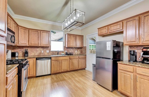 McKinley Heights House | Spacious Home-Queen Suite-Game Room-Movie Room