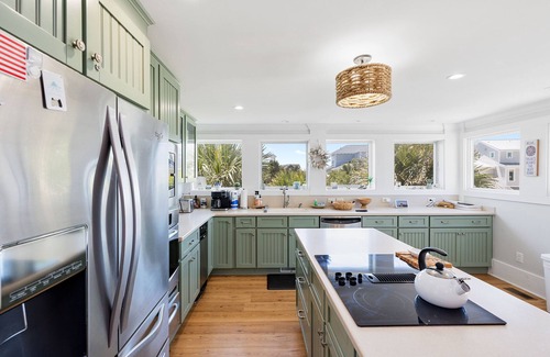 Bald Head Island House | Oceanfront Retreat with Breathtaking Views and Pool Access