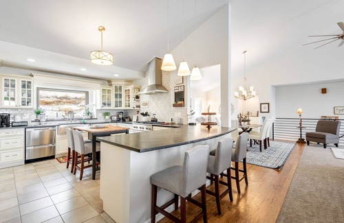 Northwest Colorado Springs House | Mountain View Retreat with Private Deck & Family-Friendly Amenities