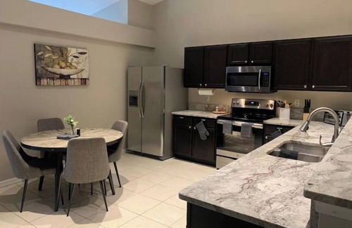 Port Saint Lucie House | Family Retreat with Pool Table & Fire Pit for 8-10 Guests