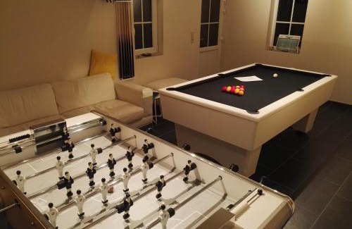 Ellezelles House | Cozy Holiday Home with Terrace and Pool in Ellezelles