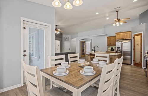 Mesquite House | SPACIOUS HOME WITH HEATED SPA INCLUDED!