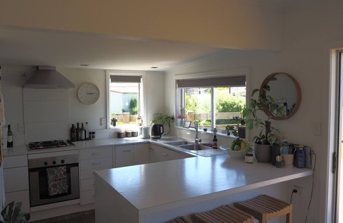 Marewa House | Inviting Home with Large Backyard & Family-Friendly Perks