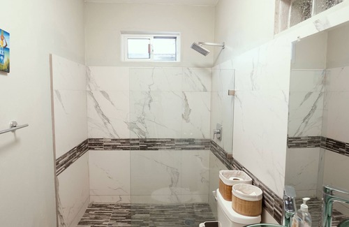 Corozal Apartment | Spacious hotel suites with 8 bedrooms and WiFi, AC in charming Corozal