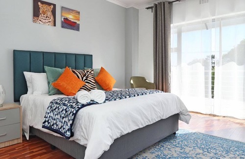 Cape Town House | Spacious House, close proximity to top Attractions