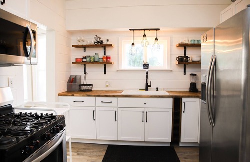 Muskegon House | Inviting Downtown House - Steps from Festivals & Ocean Views