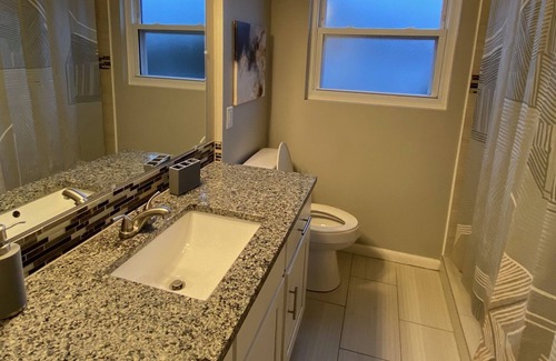 Bedford House | Comfortable Home in a Cul-de-Sac, Perfectly Located