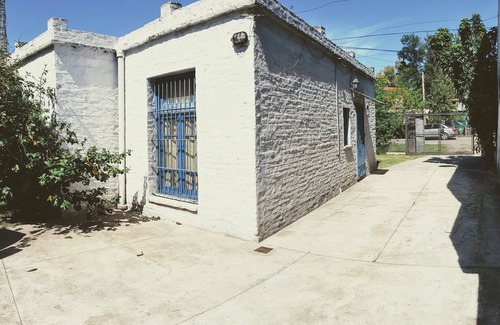 General Pacheco House | Pet-Friendly House in Pacheco Tigre with Spa & Breakfast
