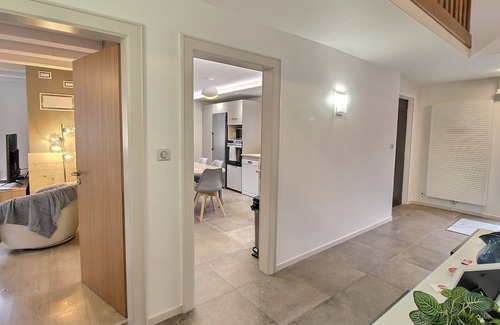 Colmar House | Spacious house in Colmar, 5 bedrooms, terrace, WiFi, free parking