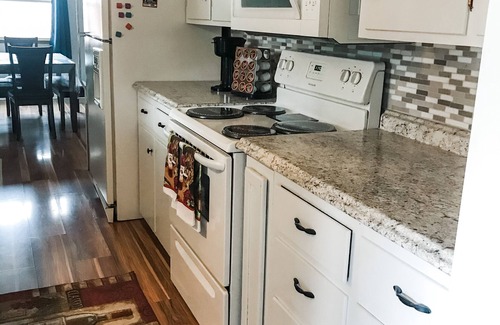 Springdale House | Ideal Family Retreat in NW AR with Office & Game Room