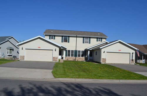 Wausau House | Ideal Retreat Near Granite Peak with Spa & Pet-Friendly Options