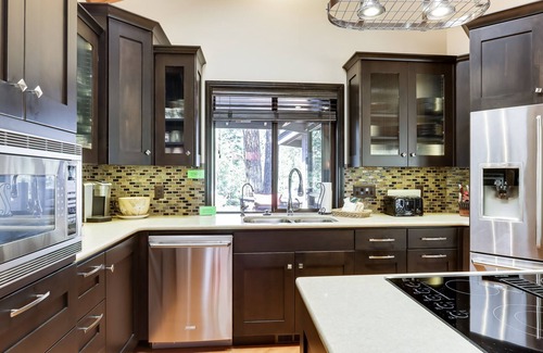 Overlook Park House | Inviting Home with Hot Tub, Pool Access & BBQ Grill