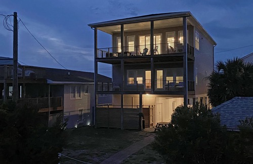 Atlantic Beach House | Ideal Beach House with Direct Ocean Access and Pool