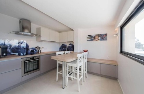 Saint-Raphael House | Spacious house with pool - near beach