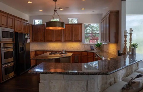 Hughes Park Lake House | Beautiful Lake Travis Views: Family-Friendly Retreat Awaits