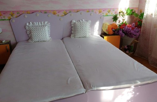 Veliko Tarnovo Bed & Breakfast | Peaceful Retreat with Garden and Pet-Friendly Amenities