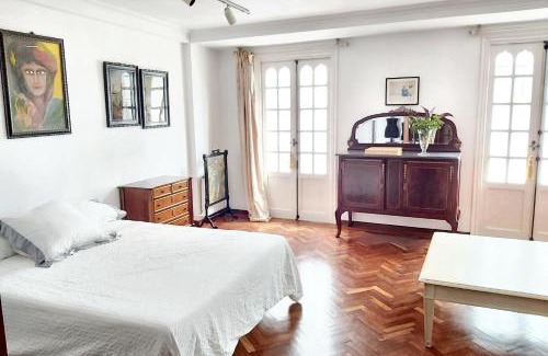 La Coruna Old Town House | Inviting House with Terrace and Balcony in A Coruña