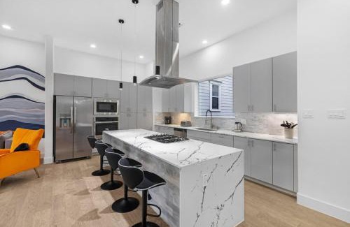 South Central Houston House | Spacious Houston 3Bed3 Bath Family Townhome