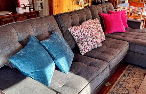 High Falls House | Spacious Hudson Valley retreat. Relax by the fire and enjoy the wildlife.