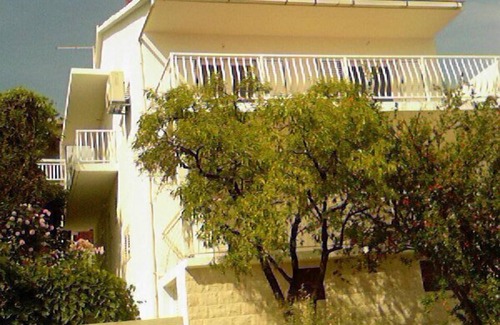 Krizna luka Apartment | Inviting Hvar Town 3 Bedroom Apartment with Ocean View