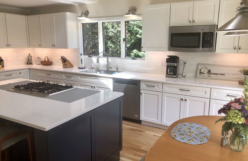 Sag Harbor House | Family-Friendly 5BR Home with Breathtaking Bay Views