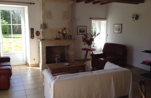 Bricqueville House | Cozy Retreat for 4 Near Historic Landing Beaches