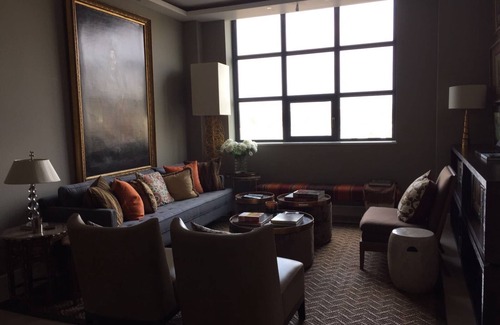 Southfield Apartment | Stylish Apartment with Exceptional 10/10 Guest Rating