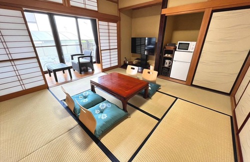 Shimada House | Authentic Japanese-Style Room with Breakfast in Shimada