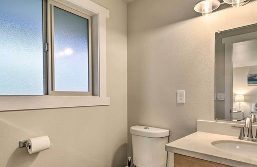 Kent House | Spacious Kent Home ~ 17 Mi to Dtwn Seattle!
