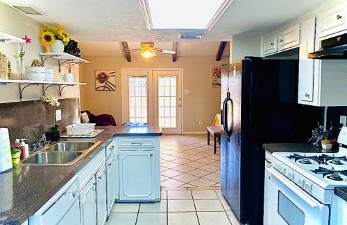 Southbelt/Ellington House | Relaxing Retreat with King Beds & Inviting Pool Access