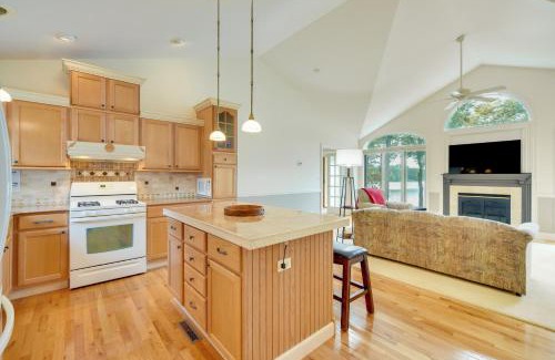 Chetek House | Lakefront Retreat in New Auburn: Pet and Family Friendly