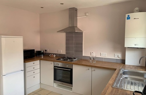 Lancaster House | Cozy Lancaster City Centre Retreat with Garden & Pet Friendly