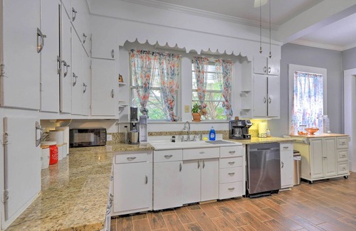 Lanett Cottage | Inviting Lanett Haven with Sunroom & Large Deck Retreat