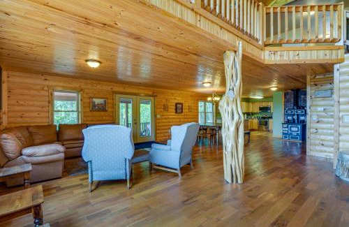 Fairland House | Family-Friendly Log Cabin in Fairland, Steps from Grand Lake