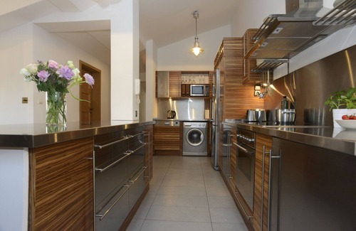 Piasek Południe Apartment | Modern Apartment in Central Krakow - Rated 9.4/10!