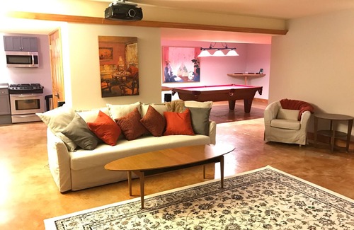 Galesville House | Guest Rated 10/10: Nature Retreat with Private Pool