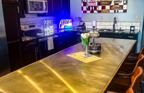 Hammond Apartment | Spacious Luxury Condo in the Heart of Downtown Hammond!