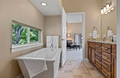 Sloan Lake House | Prime Location Retreat with Hot Tub and Spa Amenities
