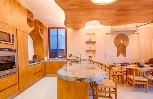 Akumal Villa | Elegant Beachfront Villa with Private Pool near Tulum