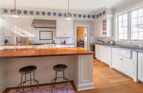 Sebago House | Elegant Retreat on Sebago Lake with Private Dock & Breakfast