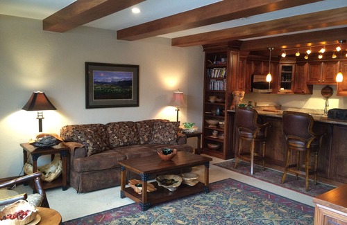 East Village at Copper Condo | Renovated Ski-in/Ski-Out Condo with Top Amenities