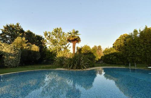 Alexandroupoli Villa | Spacious Luxury Villa with Private Pool & Lush Gardens Close to City & Beach