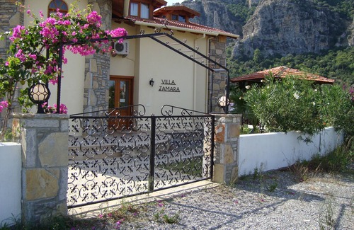 Dalyan City Center Villa | Exclusive Villa with Private Pool & Mountain Views, 10/10 Rated