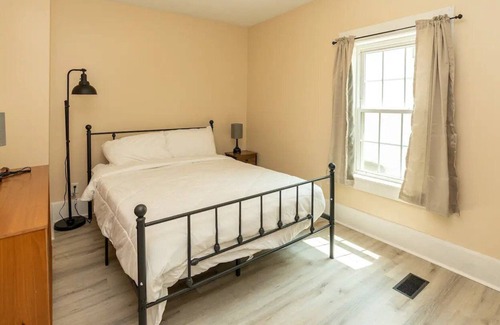 West Brookfield Apartment | Pet-Friendly Apartment Retreat in Massachusetts