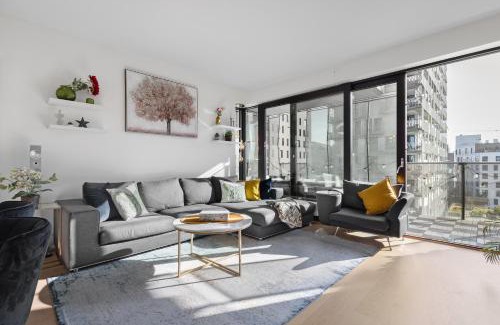 Bjørvika Apartment | Elegant 2BR Apartment in Central OSLO BARCODE, Rated 9/10