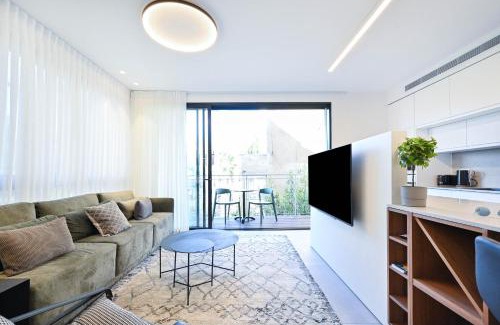 Tel Aviv City Center Apartment | Comfortable Family-Friendly Stays at Hotel by HolyGuest