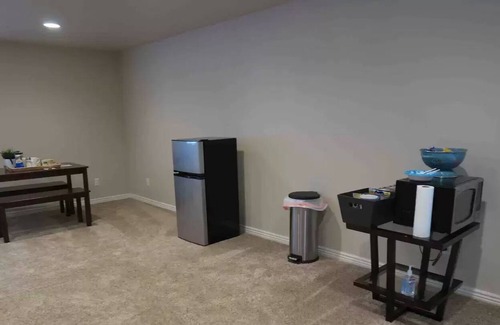 Tremonton House | Spacious Modern Basement with Private Entrance