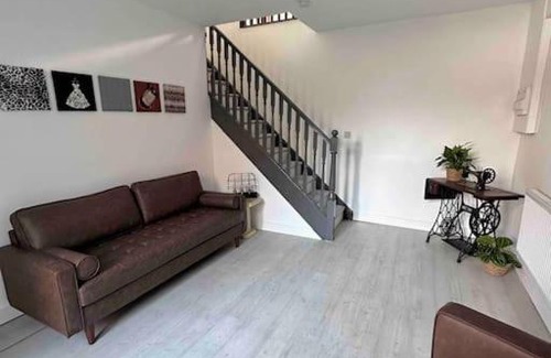 Rochdale Apartment | Modern Duplex Apartment with Family-Friendly Amenities