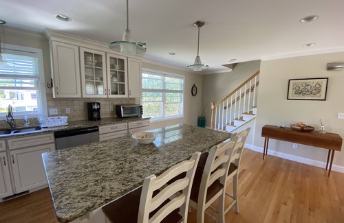Narragansett House | Modern Narragansett Beach House with Spa and Gorgeous Views