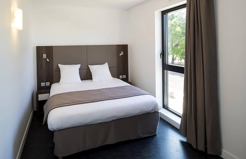 Dijon Hotel | Experience Golfing at Quétigny Golf Club Near Creux d'Enfer